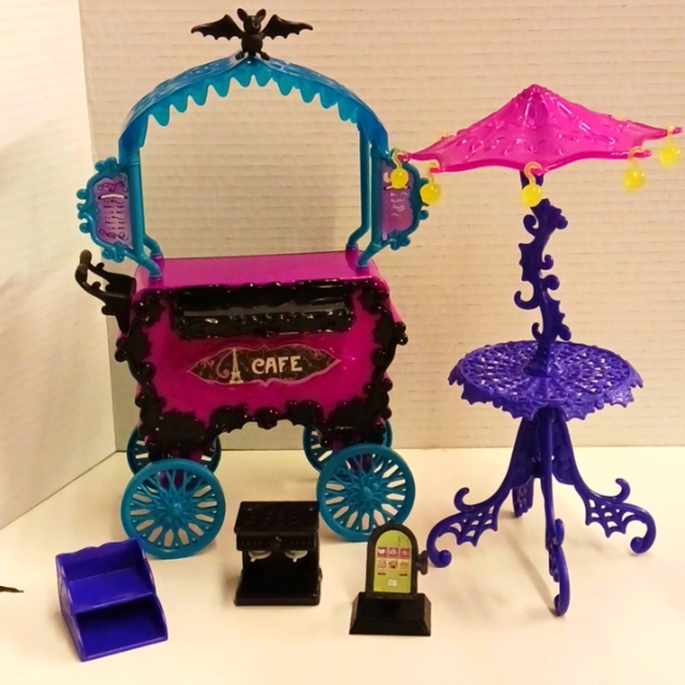 Monster High Cafe set